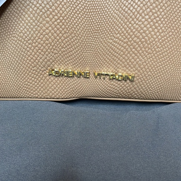 NWT Adrienne Vittadini Madison Lizard Lock Solid Satchel - Picture 3 of 14